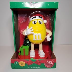 2019 M&M'S Yellow M&M Limited Edition Musical Christmas Candy Dispenser